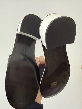 CHANEL Black and White Leather Block Heel Mules - Women